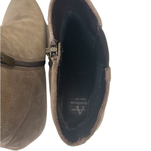 Aquatalia Suede Heeled Zip Ankle Boots Taupe Made in Italy Size US 10 - Picture 10 of 13